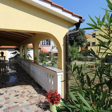 Guest house Serbecic