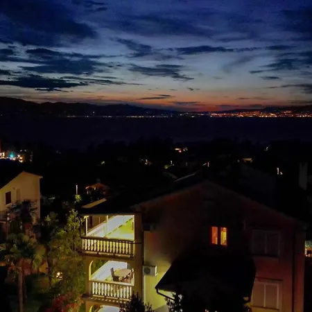 Serbecic Affittacamere 3*