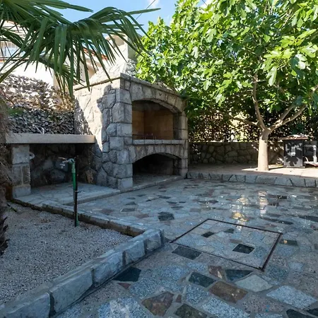 Serbecic Guest house Malinska