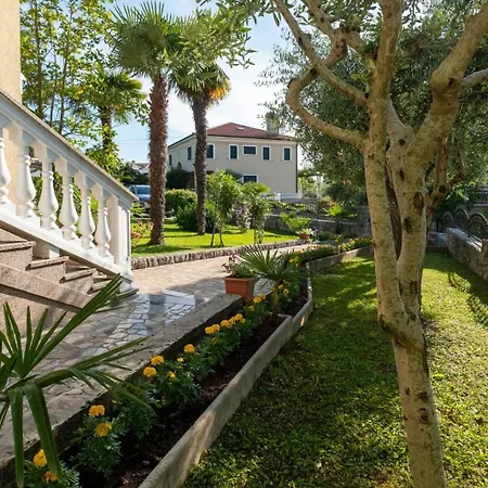 Guest house Serbecic Malinska