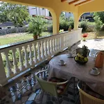 Serbecic Πανσιόν