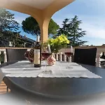 Serbecic Πανσιόν