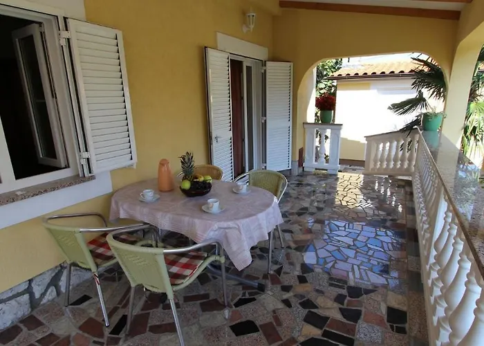 Serbecic Guest house Malinska