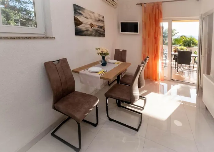 Serbecic Guest house Malinska