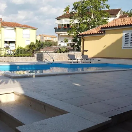 Serbecic 3* Malinska